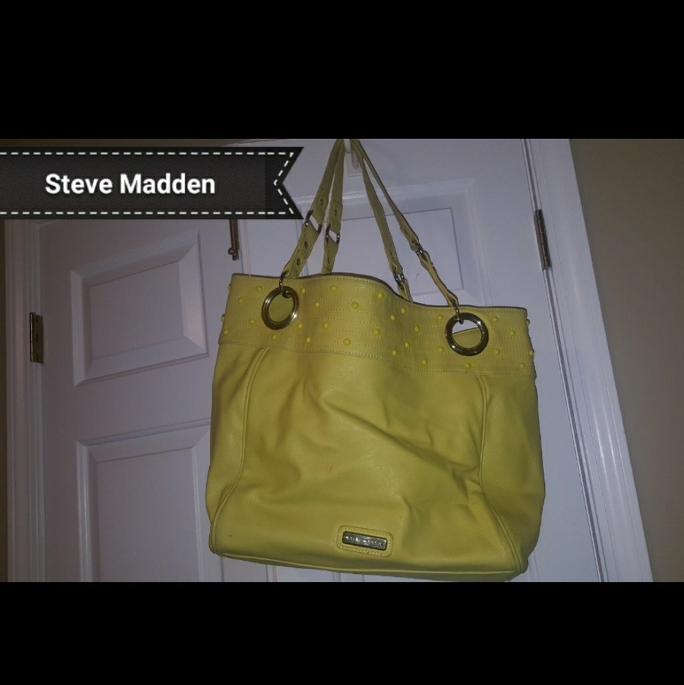 Yellow bag. Amazing summer bag